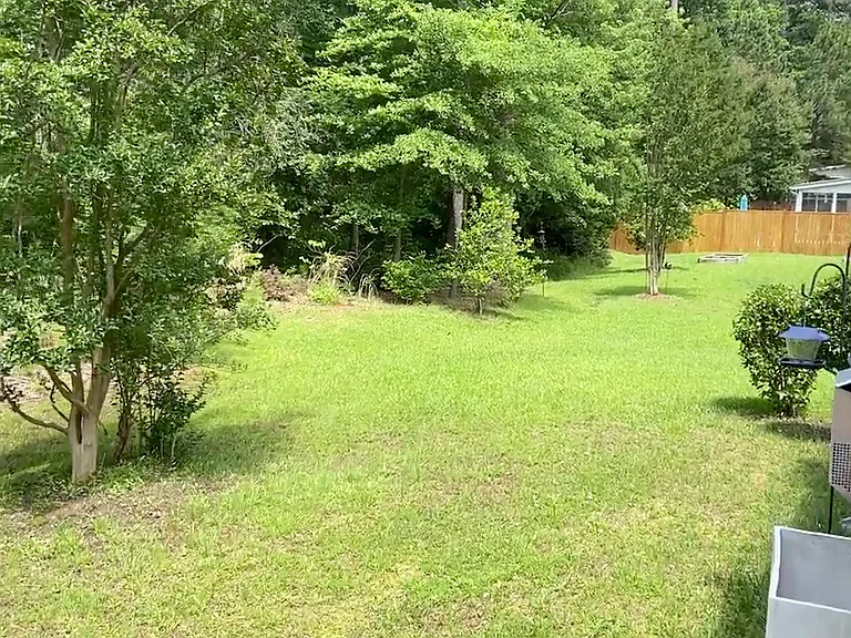 1041 Holtridge Dr — Photo 34