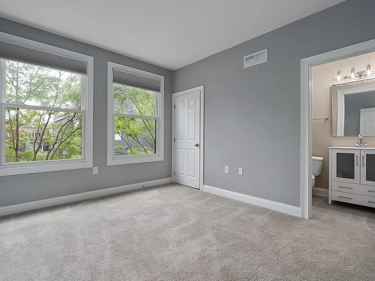 818 N 4th St — Photo 17
