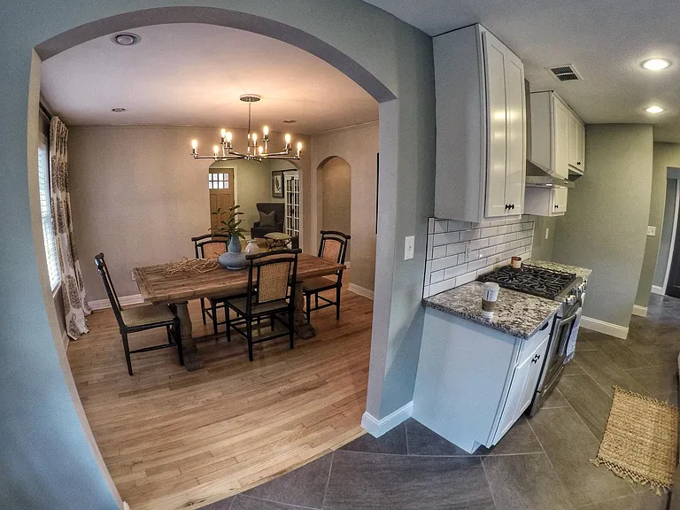 7330 La Vista Dr — Photo 9
