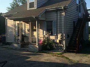 11 Sue St, Warwick, RI 02886