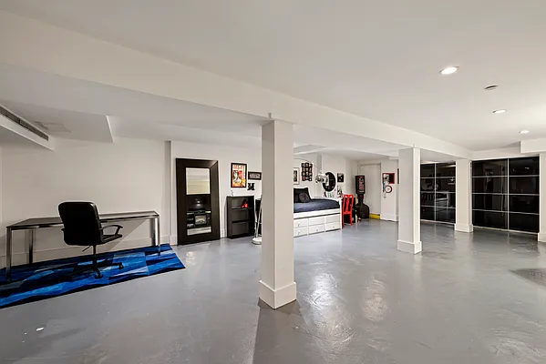 Sold by Douglas Elliman | media 12