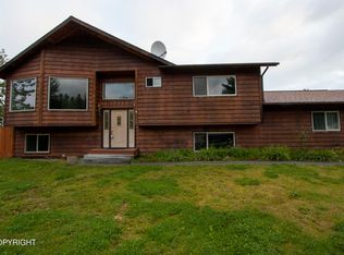 17221 Teklanika Dr, Eagle River, AK 99577