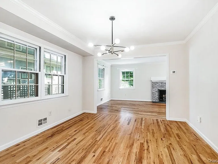 47 Wendt Ave — Photo 6