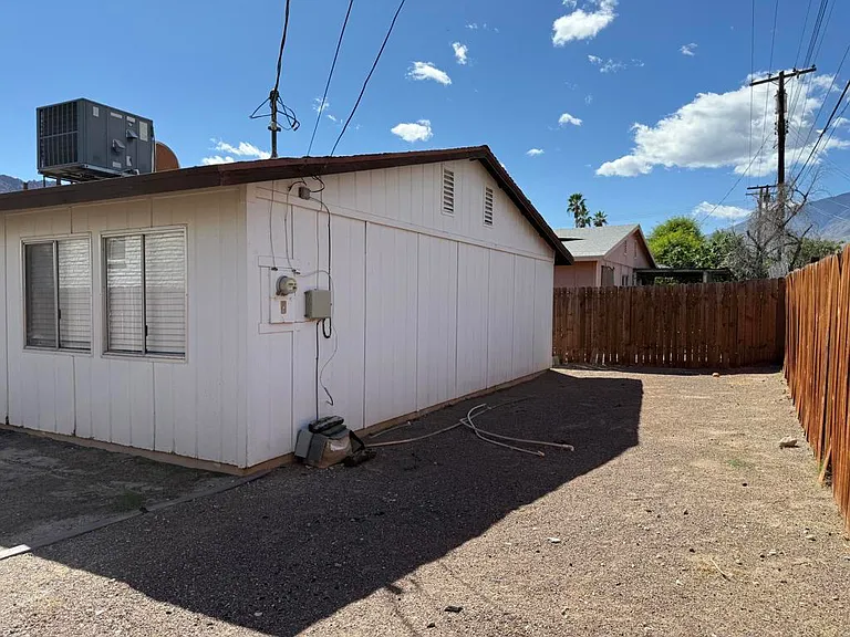 52395 Avenida Carranza — Photo 32