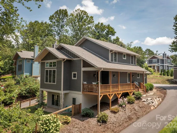 11 Elkmont Dr, Asheville, NC 28804