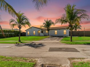 Meadow Wood Manor #4, Homestead, FL 33032