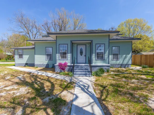 501 S 2nd St, Greenfield, TN 38230