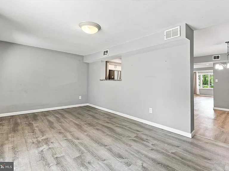 106 Woodside Cir — Photo 13