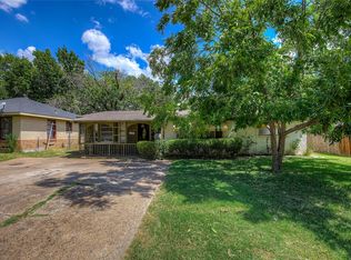 2202 Major Dr, Dallas, TX 75227