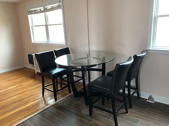 5th image of 14 Hodges Pl