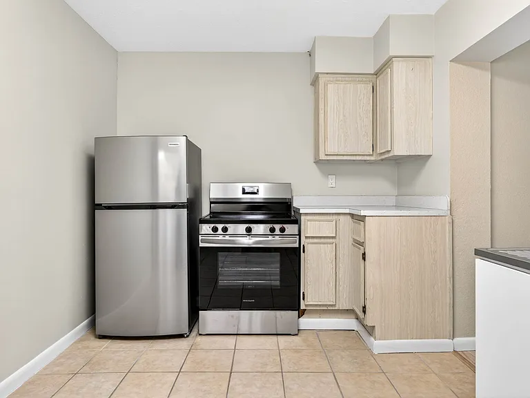 3707 W Gray St #2 — Photo 7