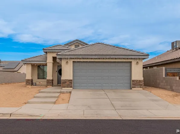 3968 E Jett St, San Luis, AZ 85336