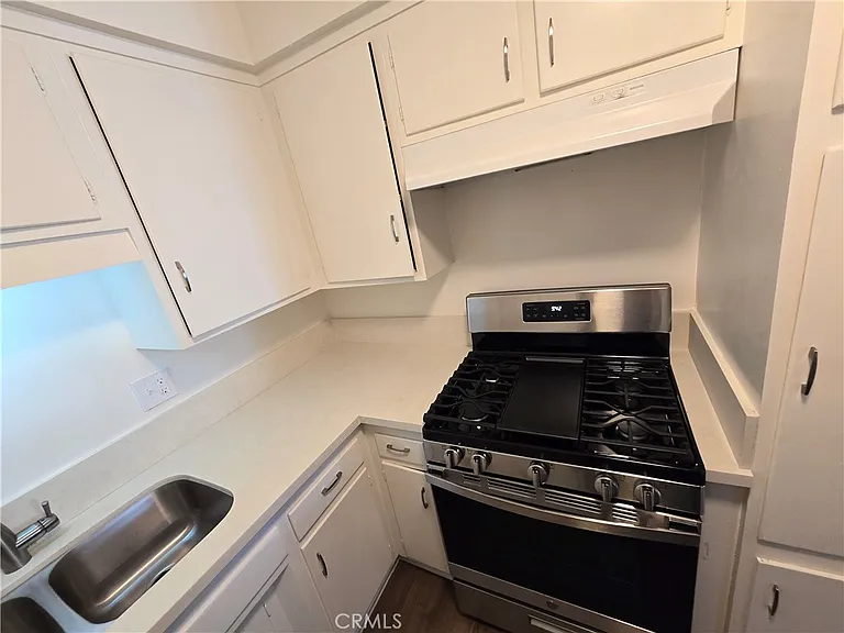123 W Lomita Ave #2 — Photo 8