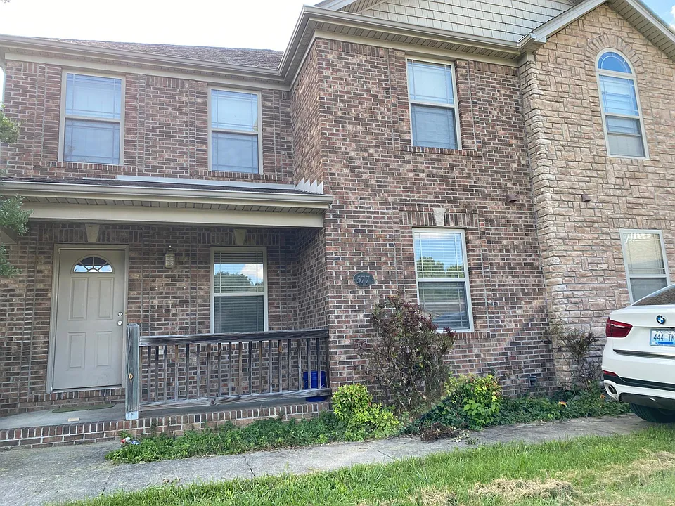 577 Hampton Way