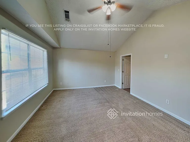 324 Springbottom Ct — Photo 8