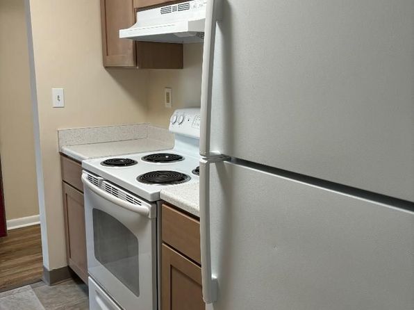 655 Talcottville Rd APT 15