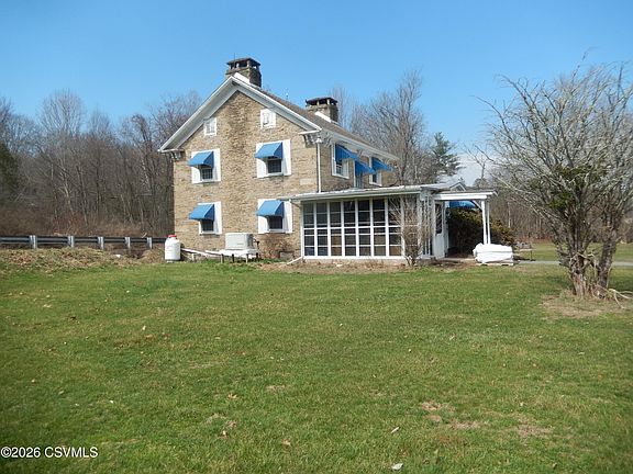 2nd image of 5 Shannon Hill Rd