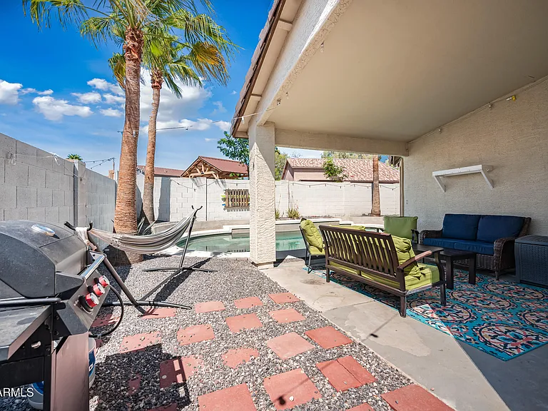 3228 E Sandy Way — Photo 47