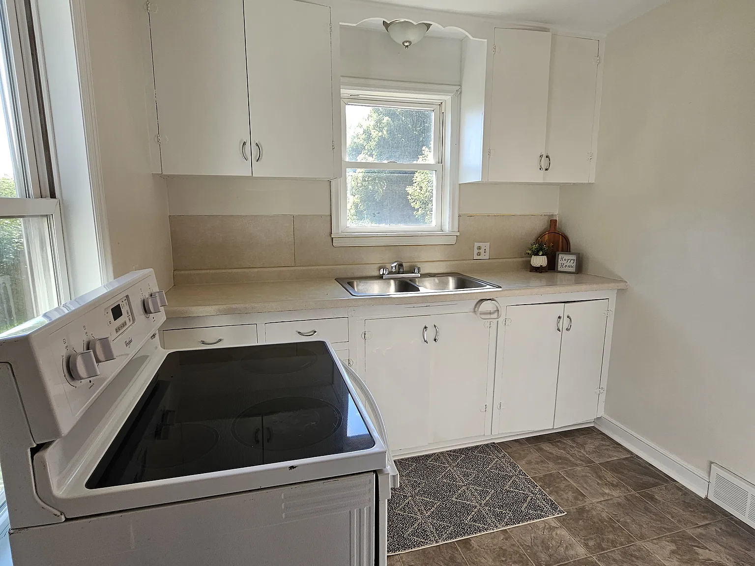 Greenfield Rd, Loretto — Photo 1