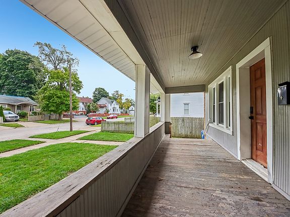 3rd image of 618 Sunderlin St
