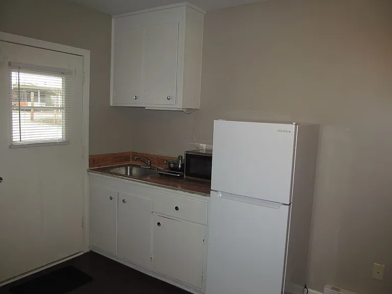 125 W Main St — Photo 3