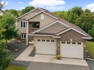 8647 Gatewater Dr, Monticello, MN 55362