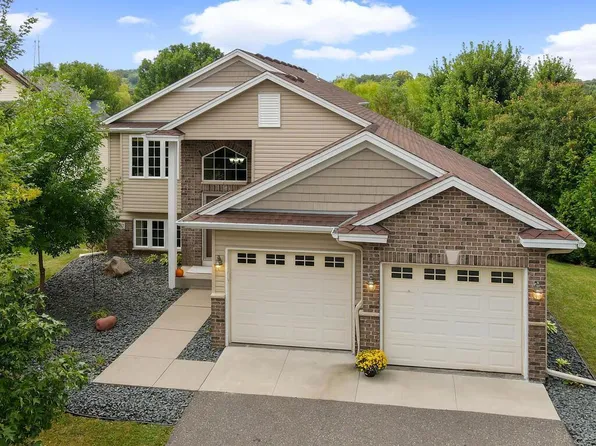 8647 Gatewater Dr, Monticello, MN 55362