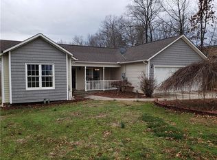 2165 Zion Church Rd, Hickory, NC 28602