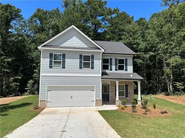 903 Bryson Lake Cir, Douglasville, GA 30134