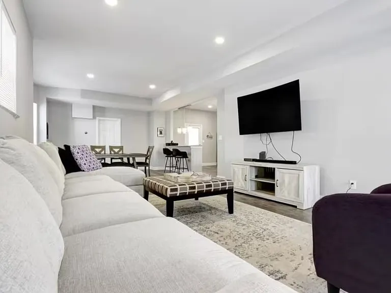 108 S Bartram Ave — Photo 3