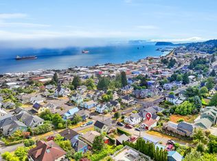 838 6th St #2, Astoria, OR 97103