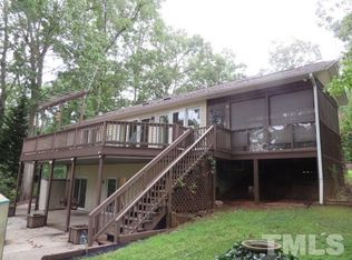 881 Buckhead Dr, Bracey, VA 23919