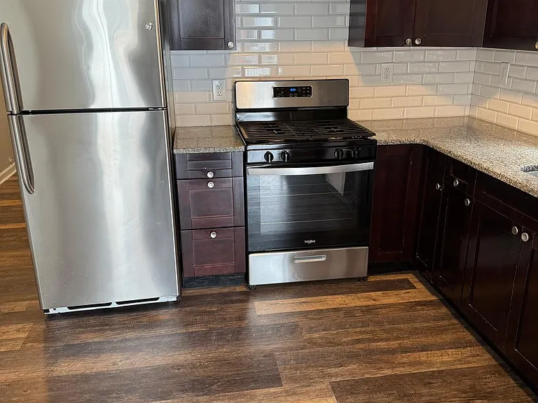 15 Van Houten St #2 — Photo 7