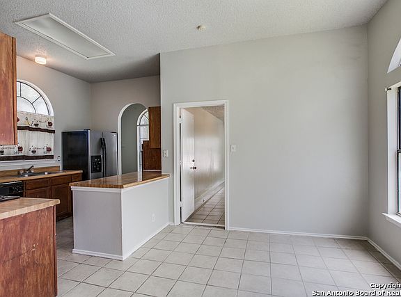 5th image of 4119 Hunters Sun Dr