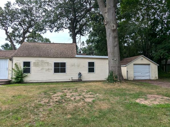 2335 Vine Ave