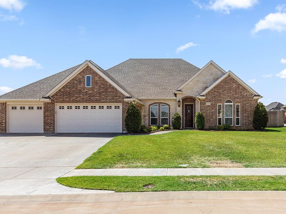 1st image of 5325 Waterford Dr