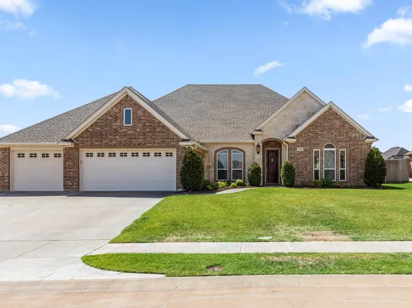 5325 Waterford Dr, Wichita Falls, TX 76310