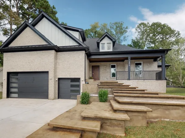 2836 Pedigo Pl, Thompsons Station, TN 37179