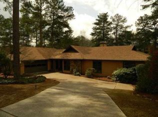 8855 Willowbrae Ln, Roswell, GA 30076