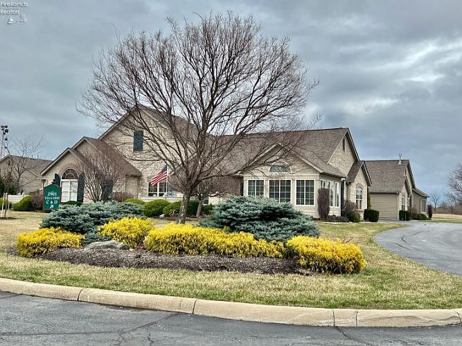 1st image of 2901 Villa Ct #D