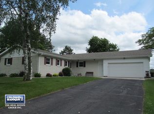 201 Washington Ave, Rosholt, WI 54473