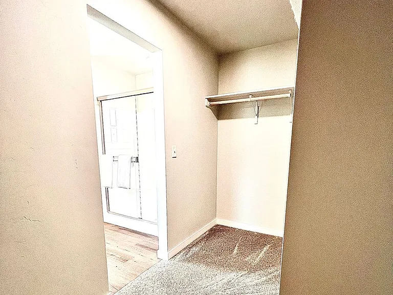 7435 W Trumbull Ct — Photo 38