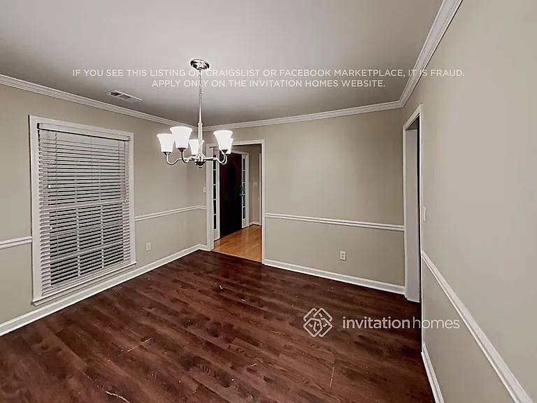 4351 Lakeside Hills Way NE — Photo 7