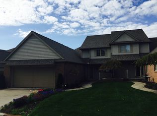 6324 Doral Dr NW, Canton, OH