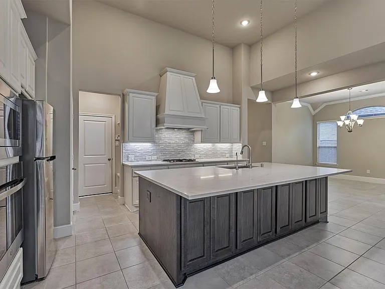 20911 Velvet Wing Dr — Photo 27