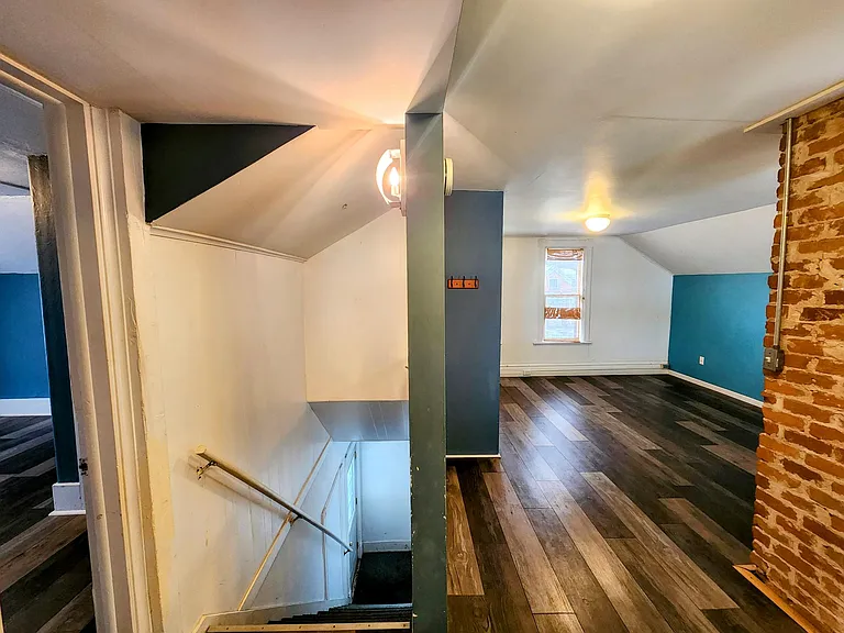 328 College Ave #1/2 — Photo 3