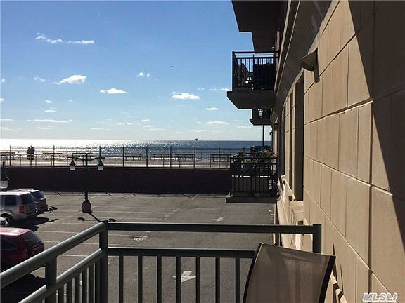 3rd image of 26 W Broadway APT 201