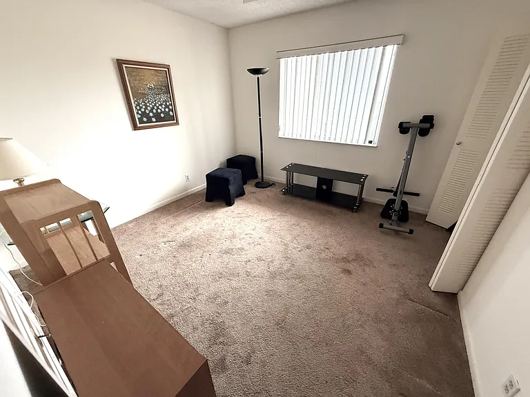14307 Bedford Dr #302 — Photo 9