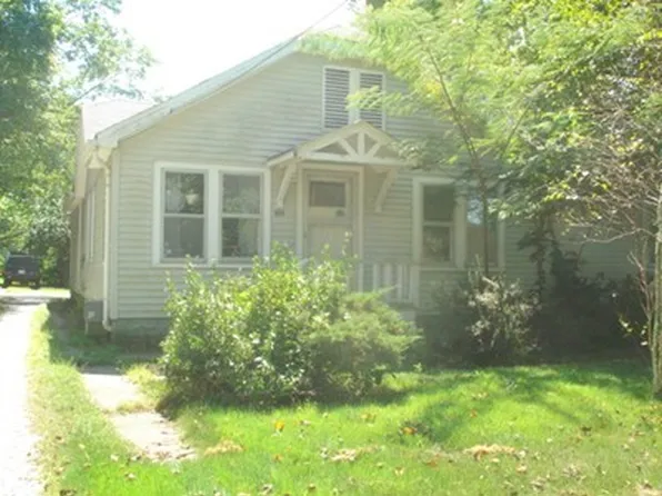 1511 Old West Main St, Carbondale, IL 62901