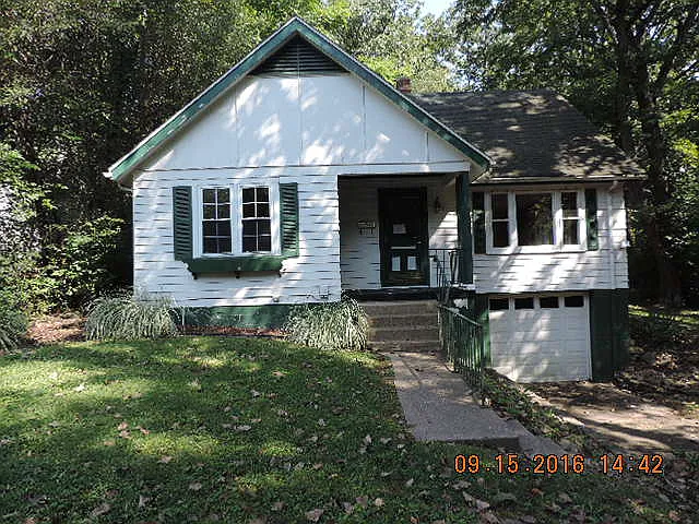 496 S Edward St photo 1
